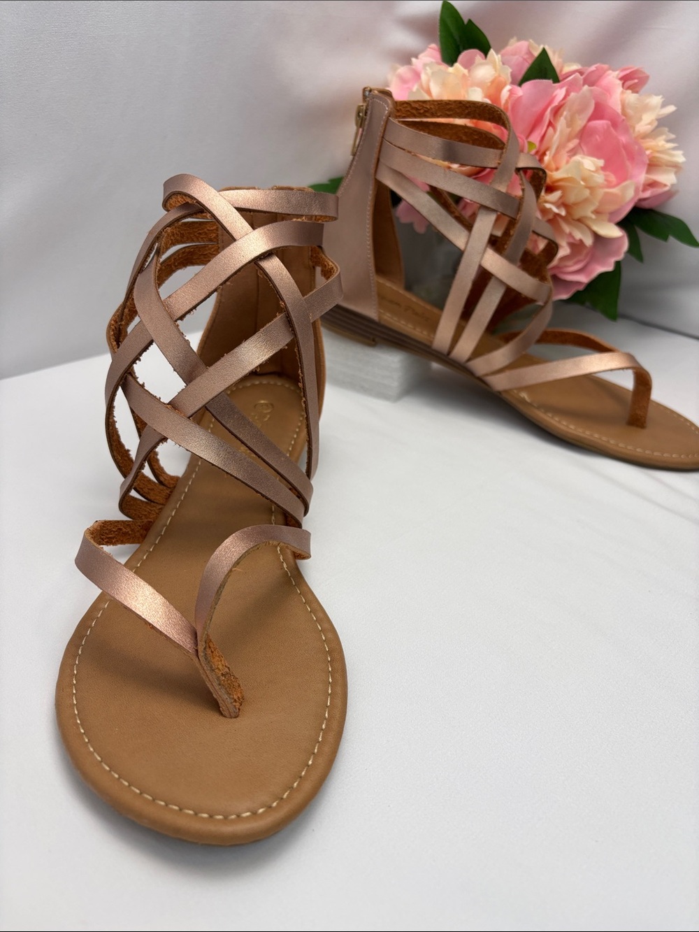 Dream Paris Womens‎ 9 Metallic Rose Gold Strappy Gladiator Sandals #437